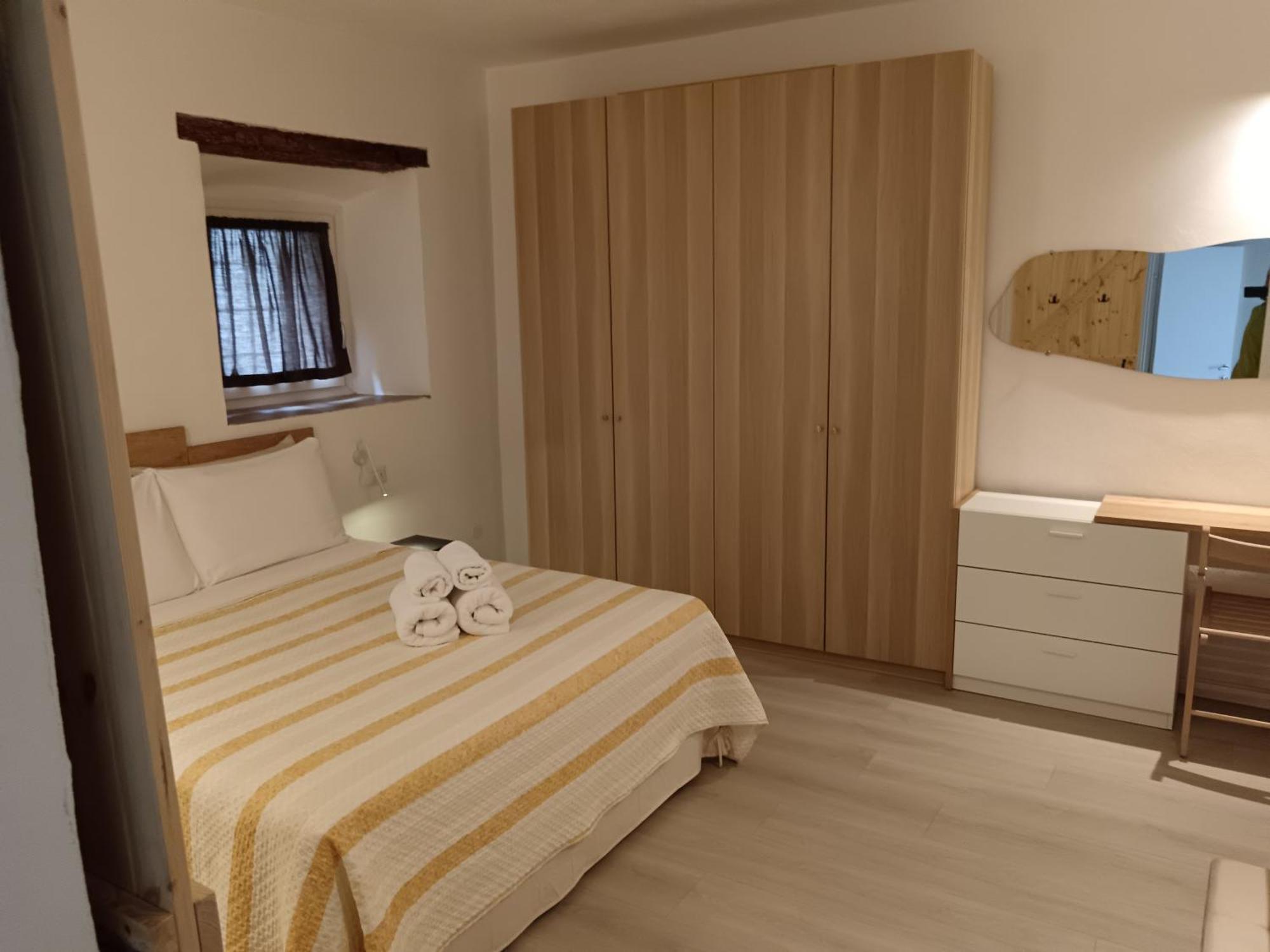 La Divina Suites Дальмине Экстерьер фото